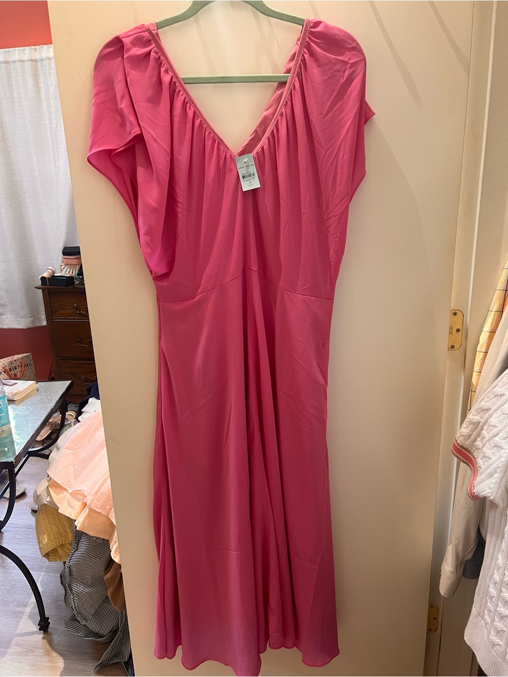 Ann Taylor Pink Midi Dress – NWT – Size 8 Petite